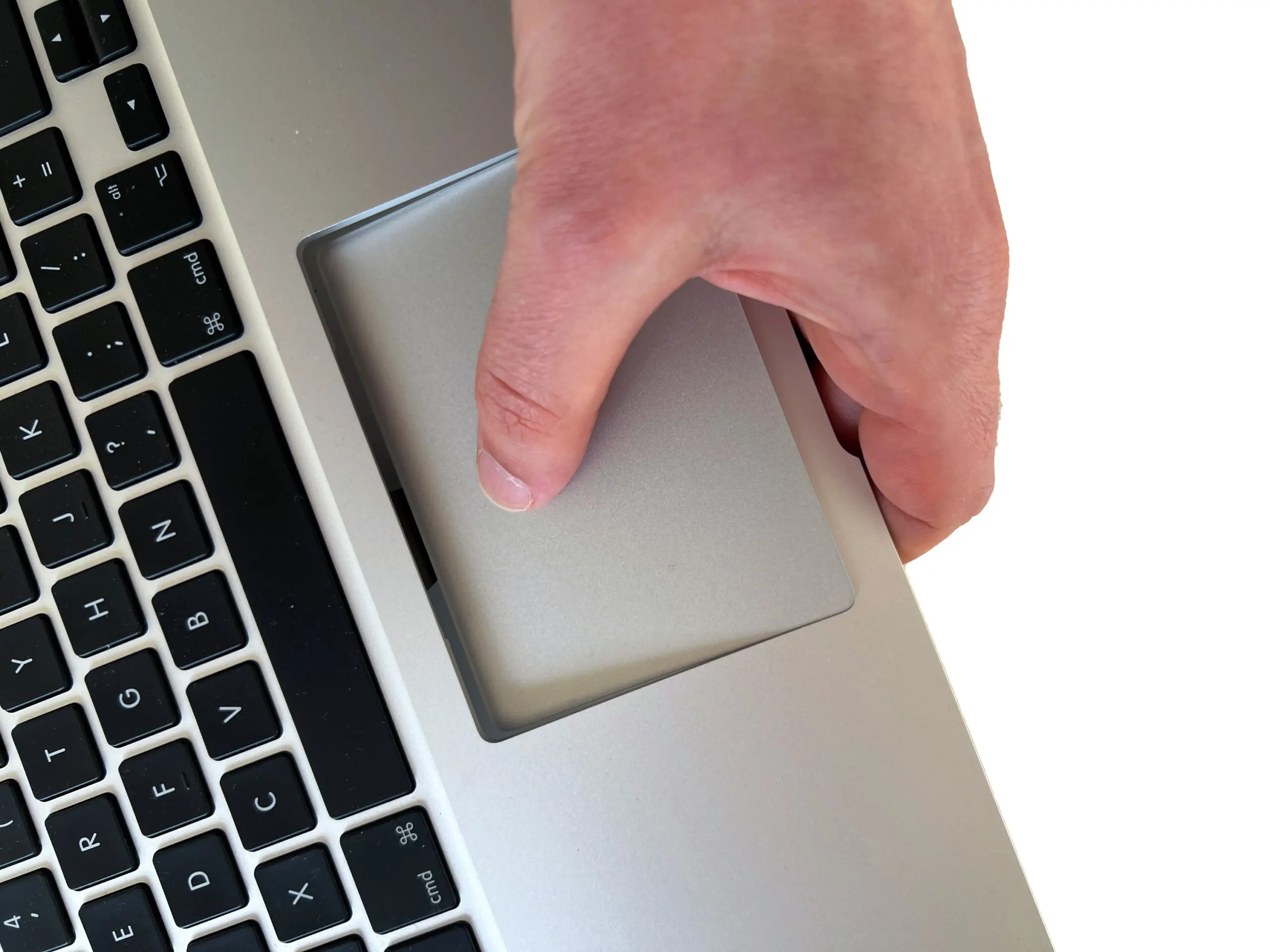 remplacement d'un trackpad de macbook